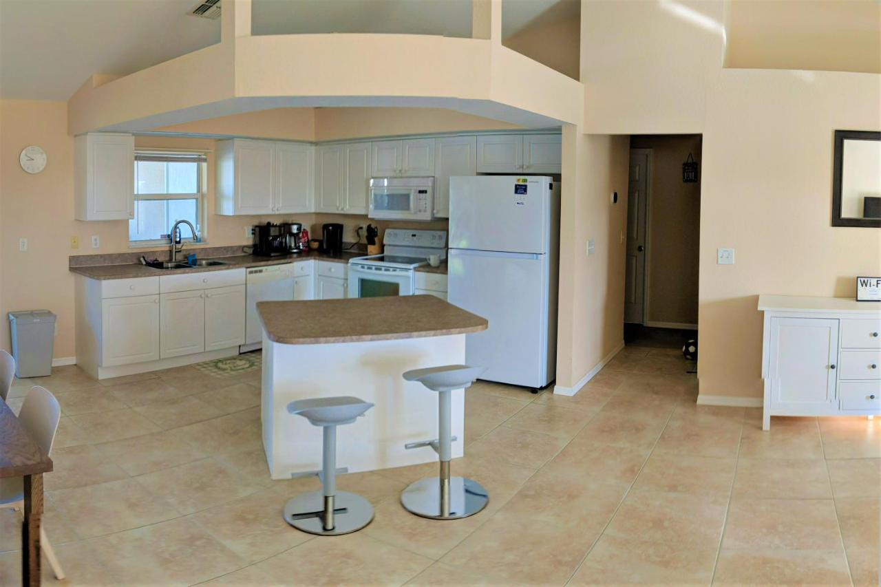 Villa Luhna 3 Bed / 2 Bath Canalfront Heated Pool Cape Coral Kültér fotó